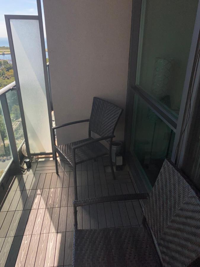 Downtown Toronto+Free Parking+Cn Tower View Apartamento Exterior foto