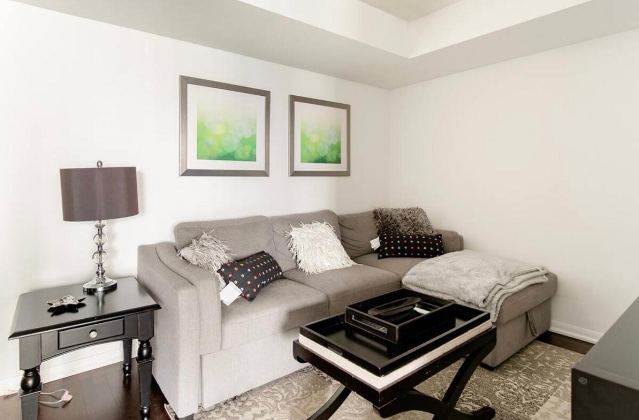 Downtown Toronto+Free Parking+Cn Tower View Apartamento Exterior foto